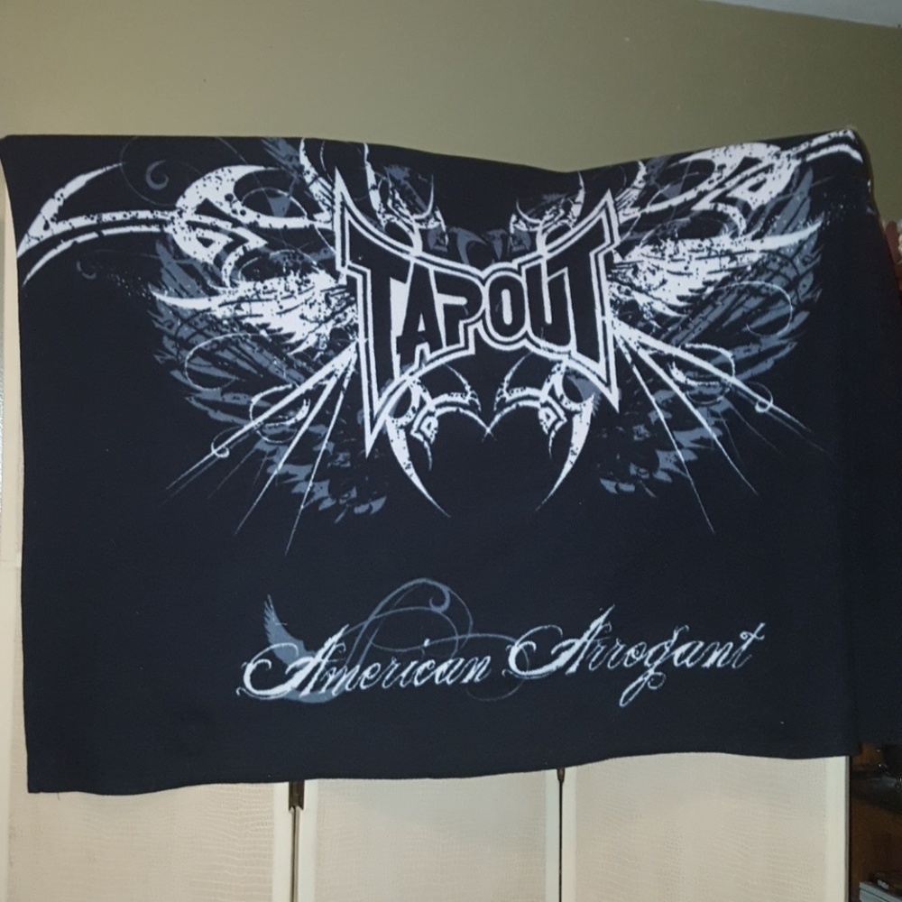 TAP OUT fleece